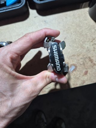 Pedales Shimano M520