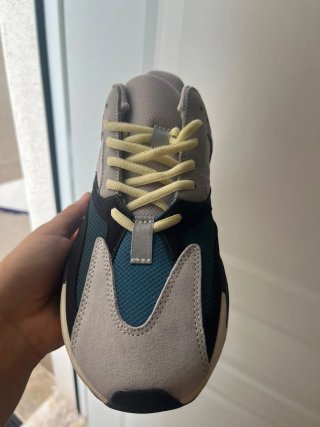 Adidas Yeezy 700 Boost Wave Runner
