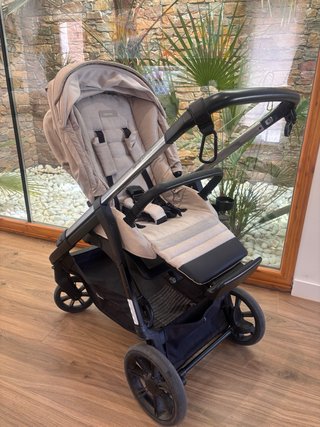 Carrito trio Inglesina Aptica