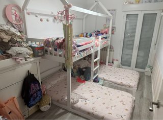 DORMITORIO INFANTIL DE CAMAS TIPO CASITA
