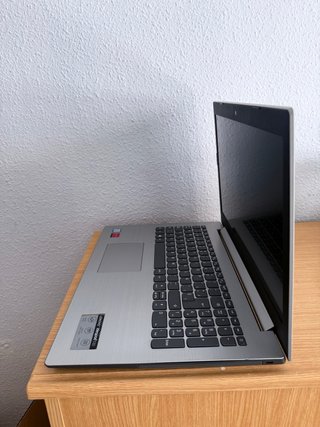 Portátil Lenovo 15.6 i7 8ª Gen 1TB SSD + 500GB