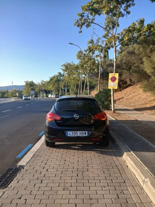 Opel Astra 2011