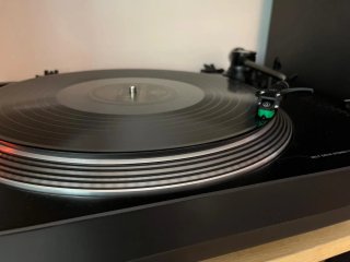 Tocadiscos Sony PS-LX350H + AT-VM95E/H