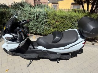 Suzuki Burgman 650 executive