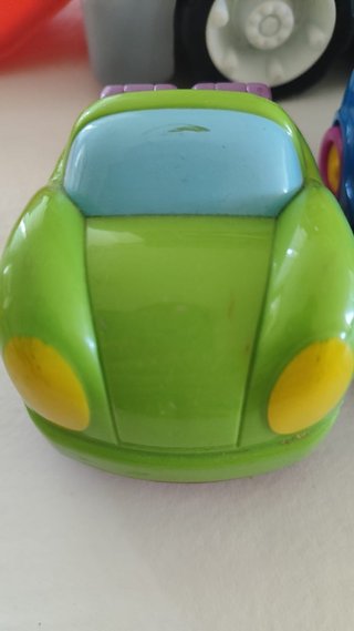 Camión Transportador con 4 Coches de Juguete