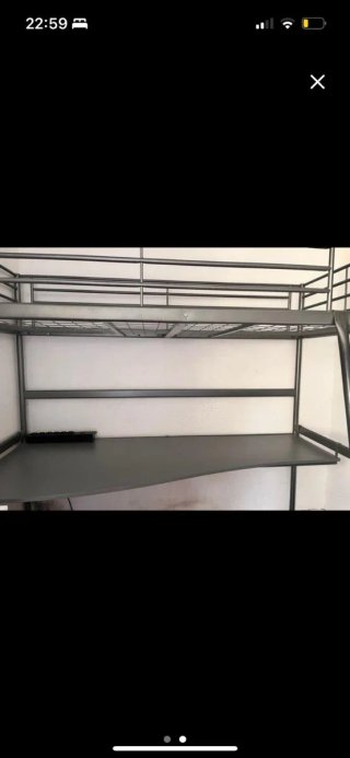 Cama alta Ikea con escritorio
