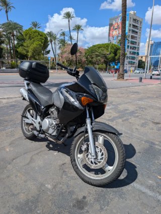 Honda Varadero XL 125 V Negra