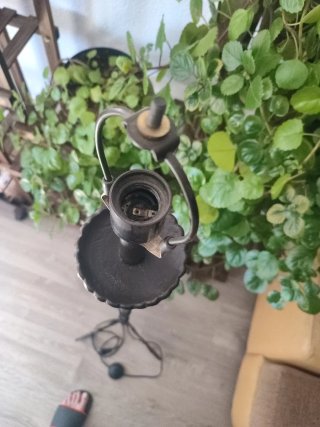 Lámpara de pie hierro forjado