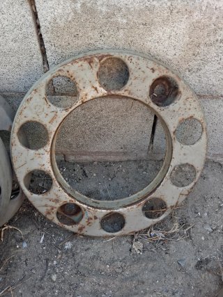 Tapacubos Volvo Camión (Plástico y Hierro)
