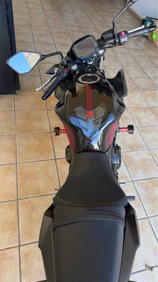 Kawasaki Z650 ABS 2021 Negra