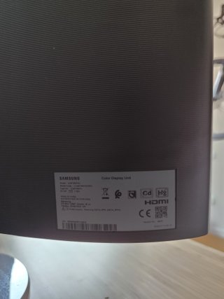 Monitor Curvo Samsung Full HD C24F390