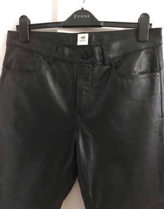 Pantalón cuero H&M Studio negro (piel)