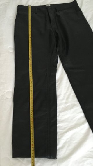 Pantalón cuero H&M Studio negro (piel)