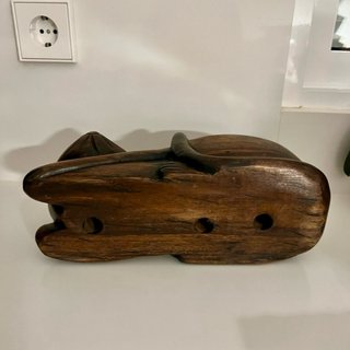 Gato de madera antiguo