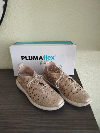 Zapatos Plumaflex Beige/Dorado Mujer