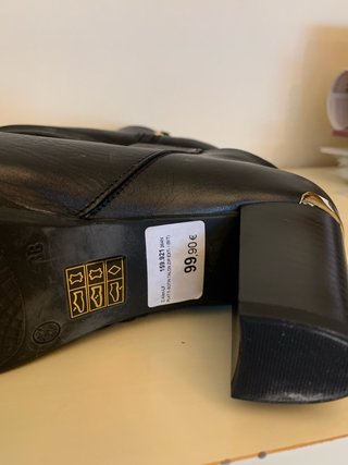 Botín piel negro talla 38