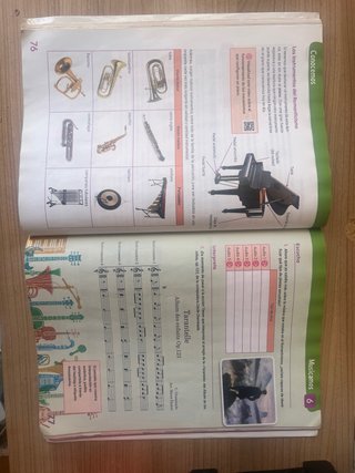 Libro escolar Música de Otra Manera