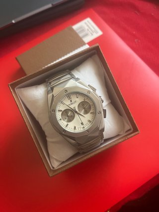 Reloj Hublot Plata y Blanco