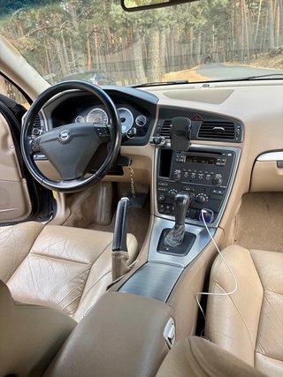 Volvo S60 D5 Summum automático, cuero, xenón