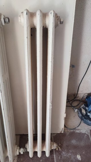 RADIADOR DE HIERRO FUNDIDO