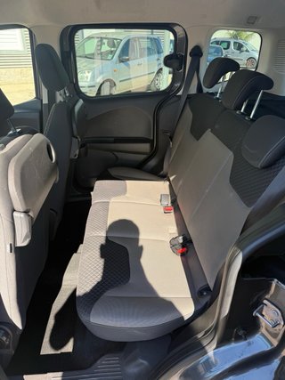 Ford Transit Courier 2018