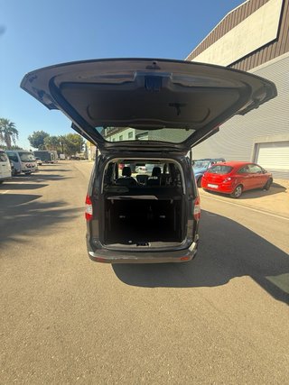 Ford Transit Courier 2018