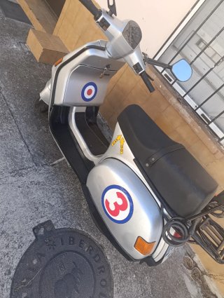 Vespa 200 Cosa Plata
