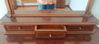 Dormitorio completo madera oscura