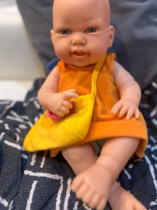 Muñeco bebé simpático