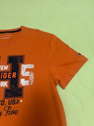 Lote 2 Camisetas Tommy Hilfiger Talla M
