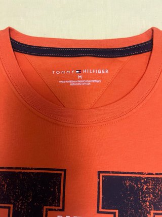 Lote 2 Camisetas Tommy Hilfiger Talla M
