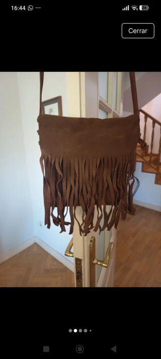Bolso de gamuza con flecos marron