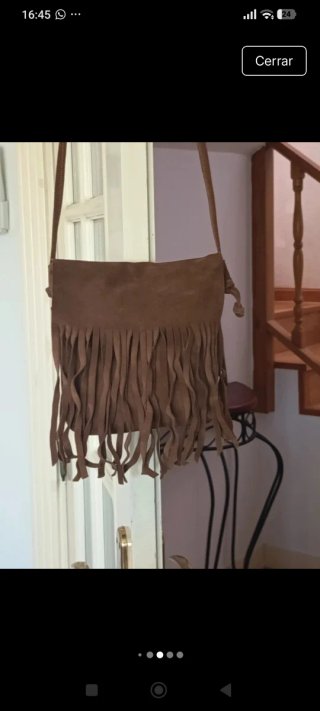 Bolso de gamuza con flecos marron