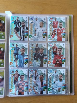 Álbum Adrenalyn Ligue 1 2025-2026 casi completo