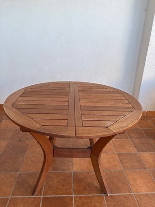 Mesa de teca extensible. REGALO CABECERO