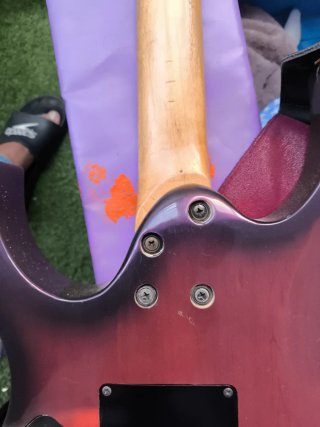 Guitarra Ibanez RG 670