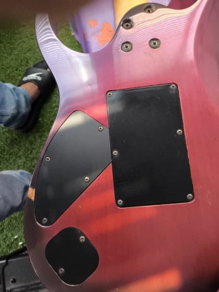 Guitarra Ibanez RG 670