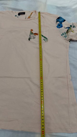 Camiseta Zara Estampado Oriental Talla XL