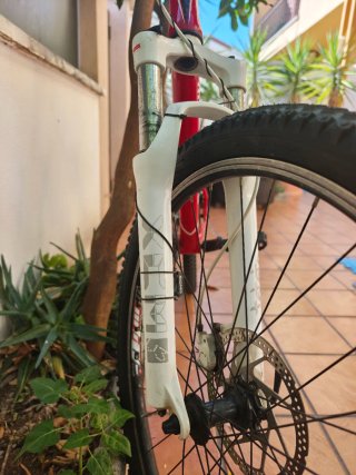 Bicicleta QÜER MISSION MTB