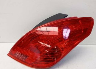 Piloto tras der peugeot 9680425680 308 492552
