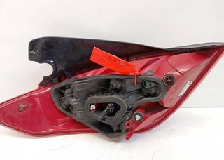 Piloto tras der peugeot 9680425680 308 492552