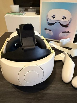Occhiali Realtà Virtuale Meta Quest 3S
