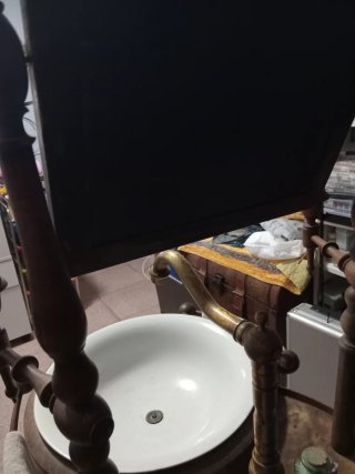 Mueble Lavabo Palanganero Antiguo con Espejo