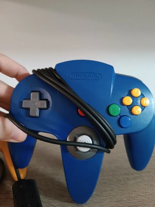 Mandos N64. Buen estado. Pack de mandos. Nintendo