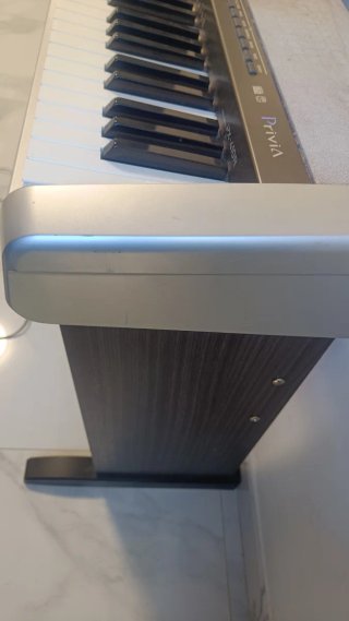 Piano Casio Privia PX-410R