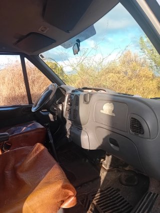 Ford E-Transit 2001