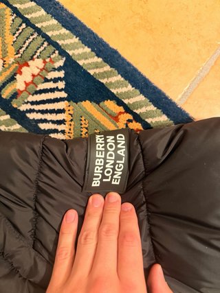 Giubbino Burberry Nero con Cappuccio