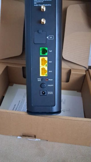 Router Movistar 5G WiFi 6 Inalámbrico Ranura sim