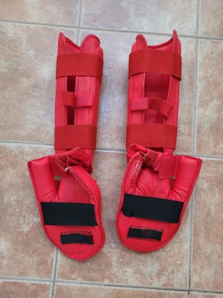 Protecciones Karate Kamikaze Rojo Talla M