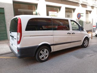 Mercedes vito 9 plazas (( solo interesado))
